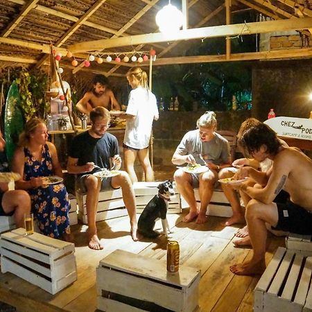 Chez Podi Surf Stay Mirissa Dış mekan fotoğraf
