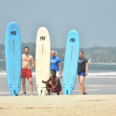 Chez Podi Surf Stay Mirissa Dış mekan fotoğraf
