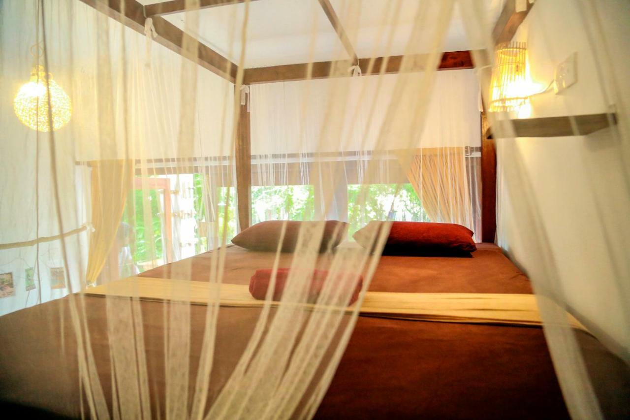 Chez Podi Surf Stay Mirissa Dış mekan fotoğraf