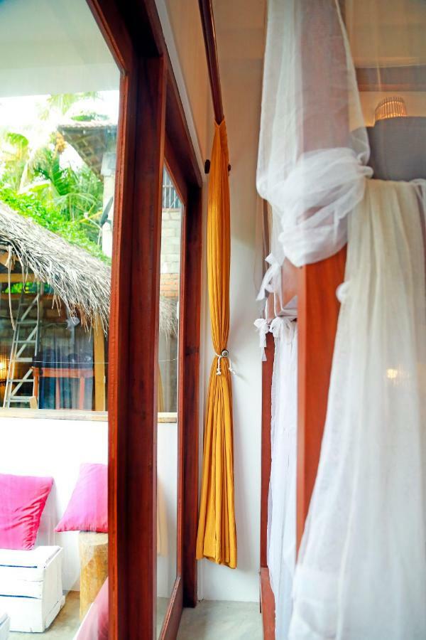 Chez Podi Surf Stay Mirissa Dış mekan fotoğraf