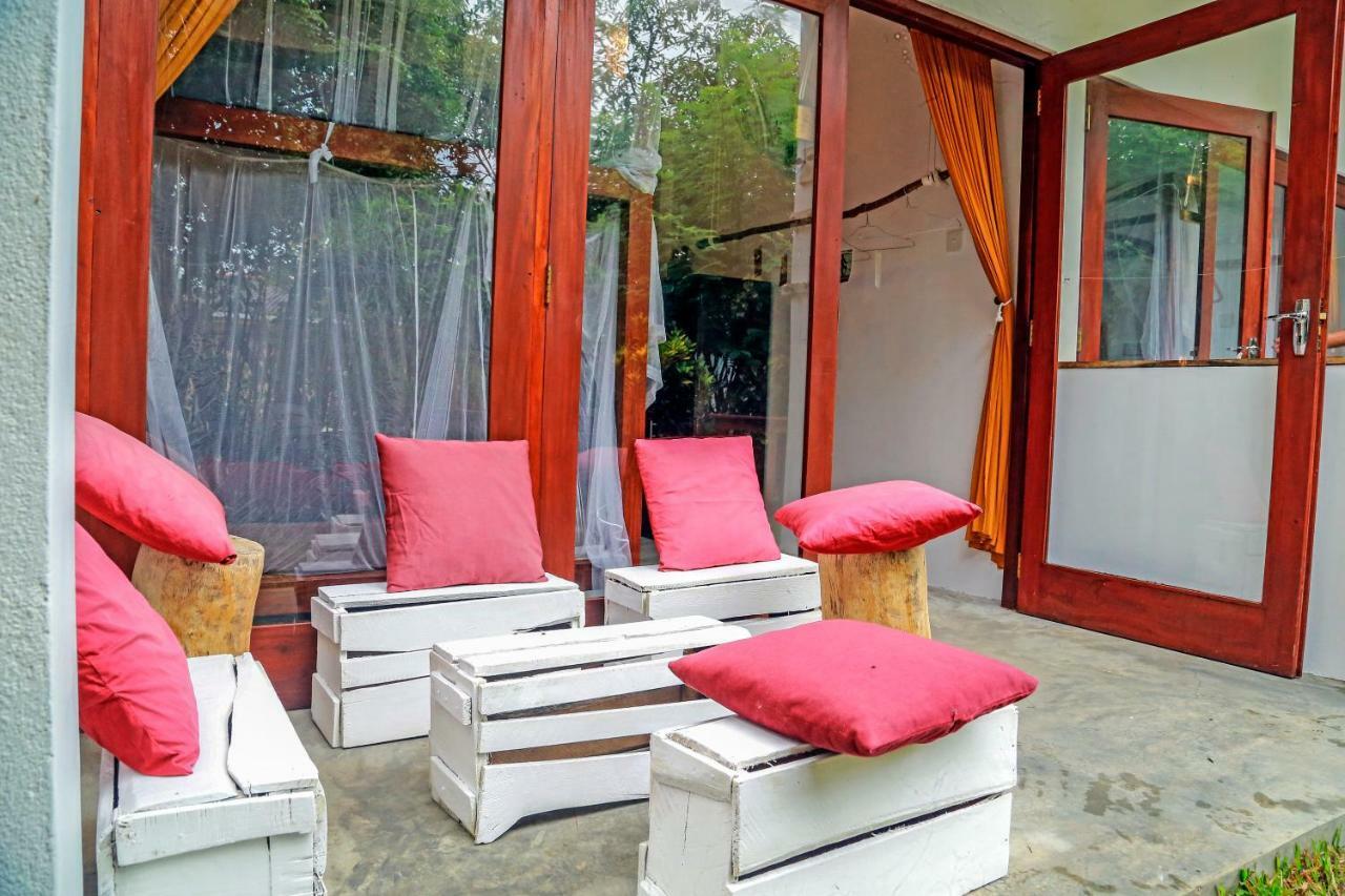 Chez Podi Surf Stay Mirissa Dış mekan fotoğraf