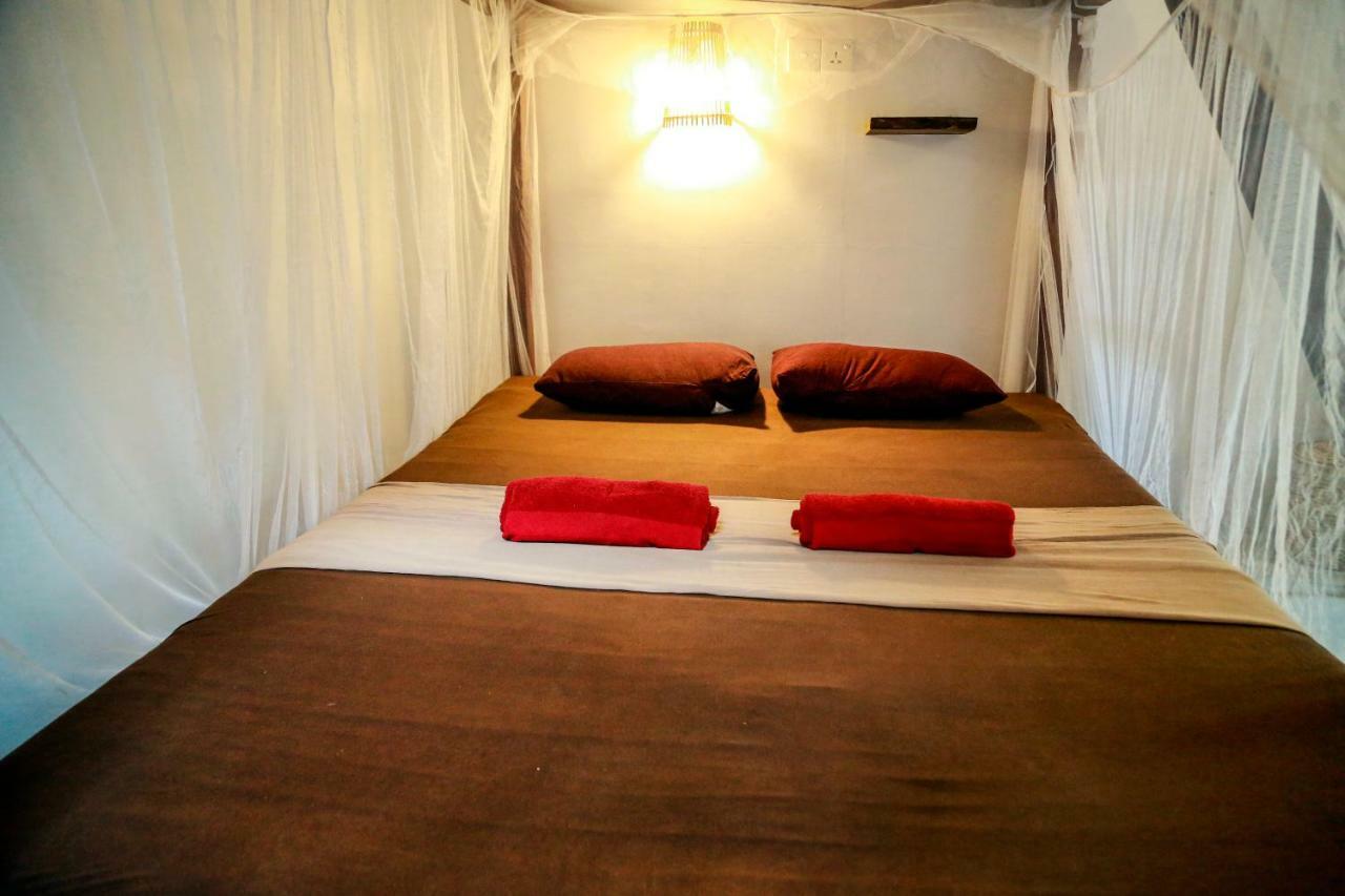 Chez Podi Surf Stay Mirissa Dış mekan fotoğraf